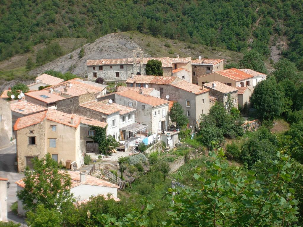 Chambres D'Hotes Les Terrasses De Cailla Exterior photo